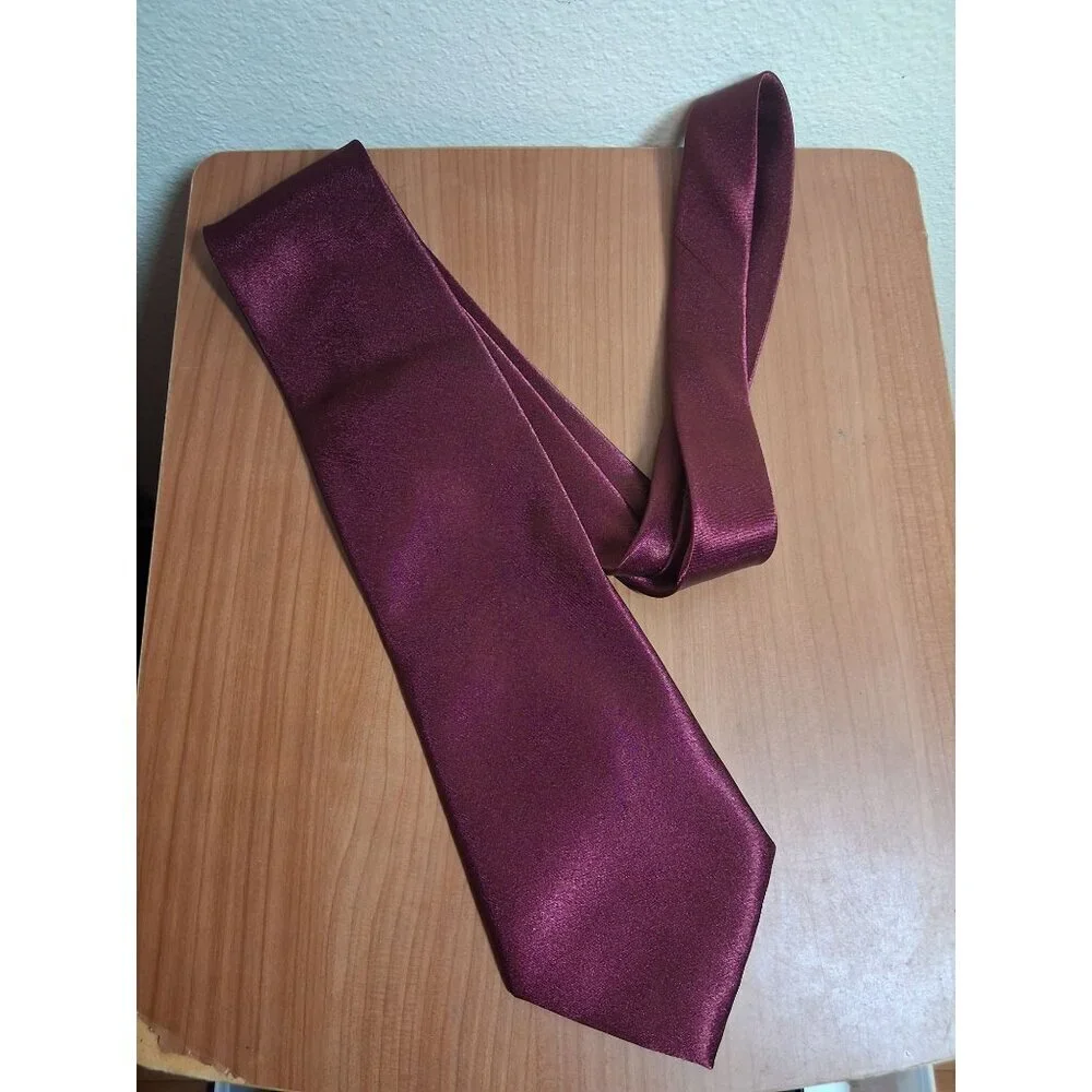 D. Berite Silk Tie Solid Red Men's